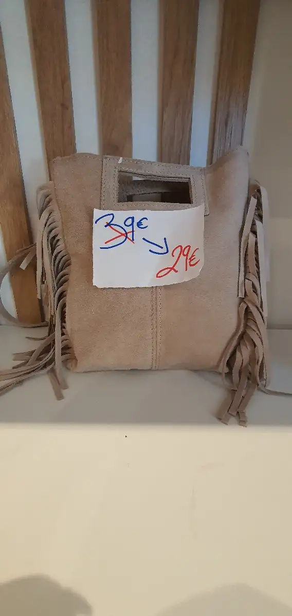 Pochette à franges