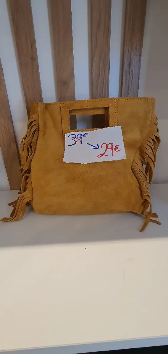 Pochette à franges
