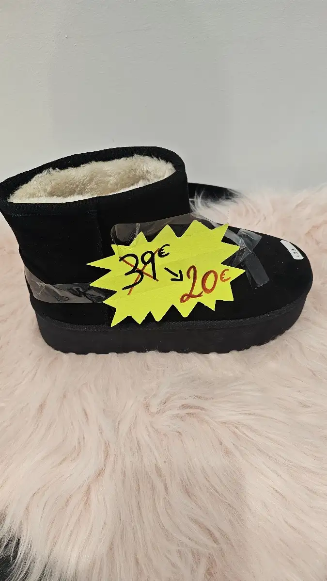 BOOTS NOIR INSPI UGG