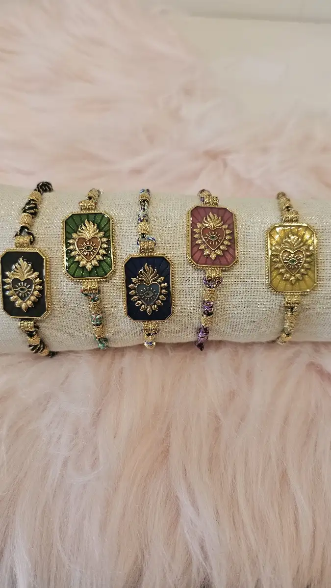 Bracelet médaille oeil protection