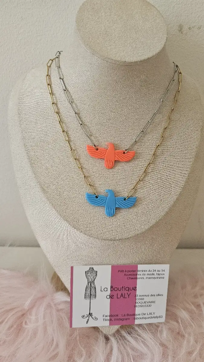 Collier aigle