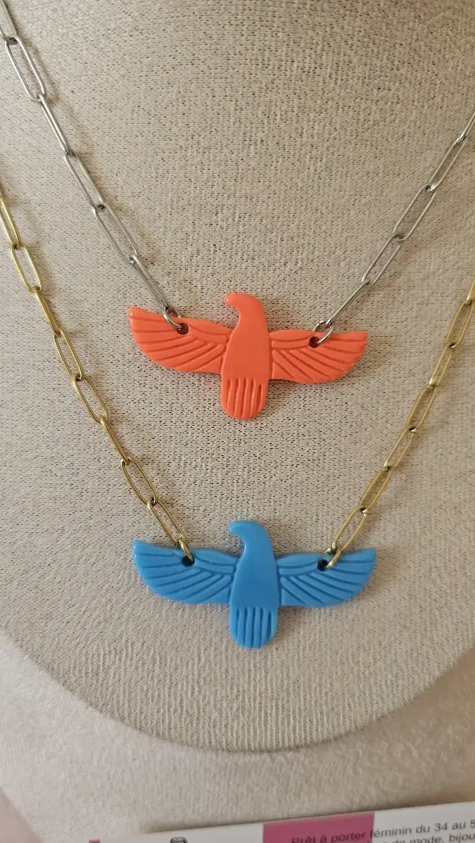 Collier aigle